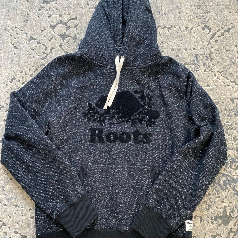 Roots sweatshirt